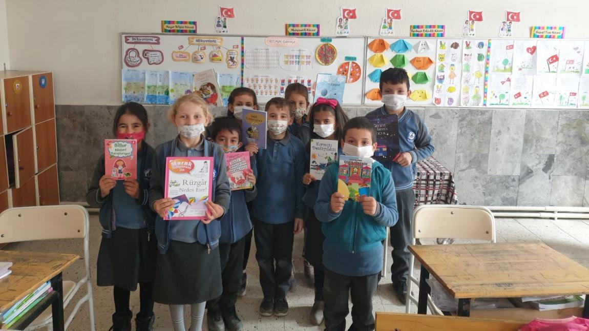 Ankara Yüce Kolejinden Okulumuza Kitap Bağışı